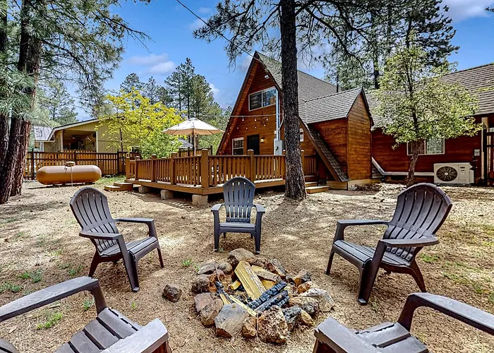On Timbered Time Holiday home